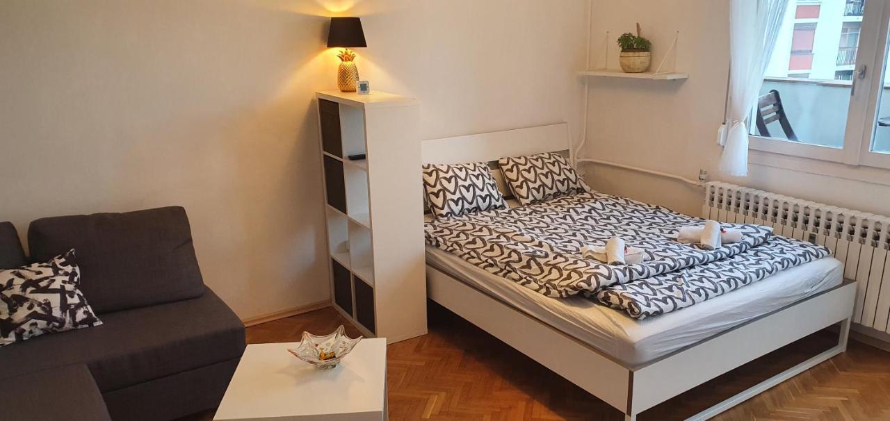 City Lights Penthouse Rijeka Buitenkant foto